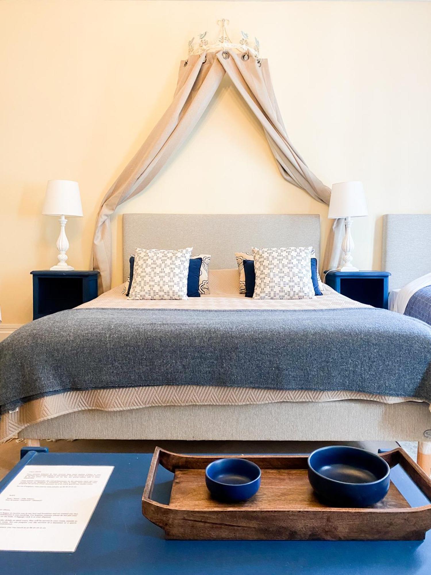 Chambres D'Hotes La Villa Alienor เลส์ อองเดอลีย์ส ภายนอก รูปภาพ